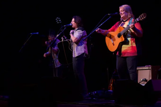 Melissa Etheridge & Indigo Girls